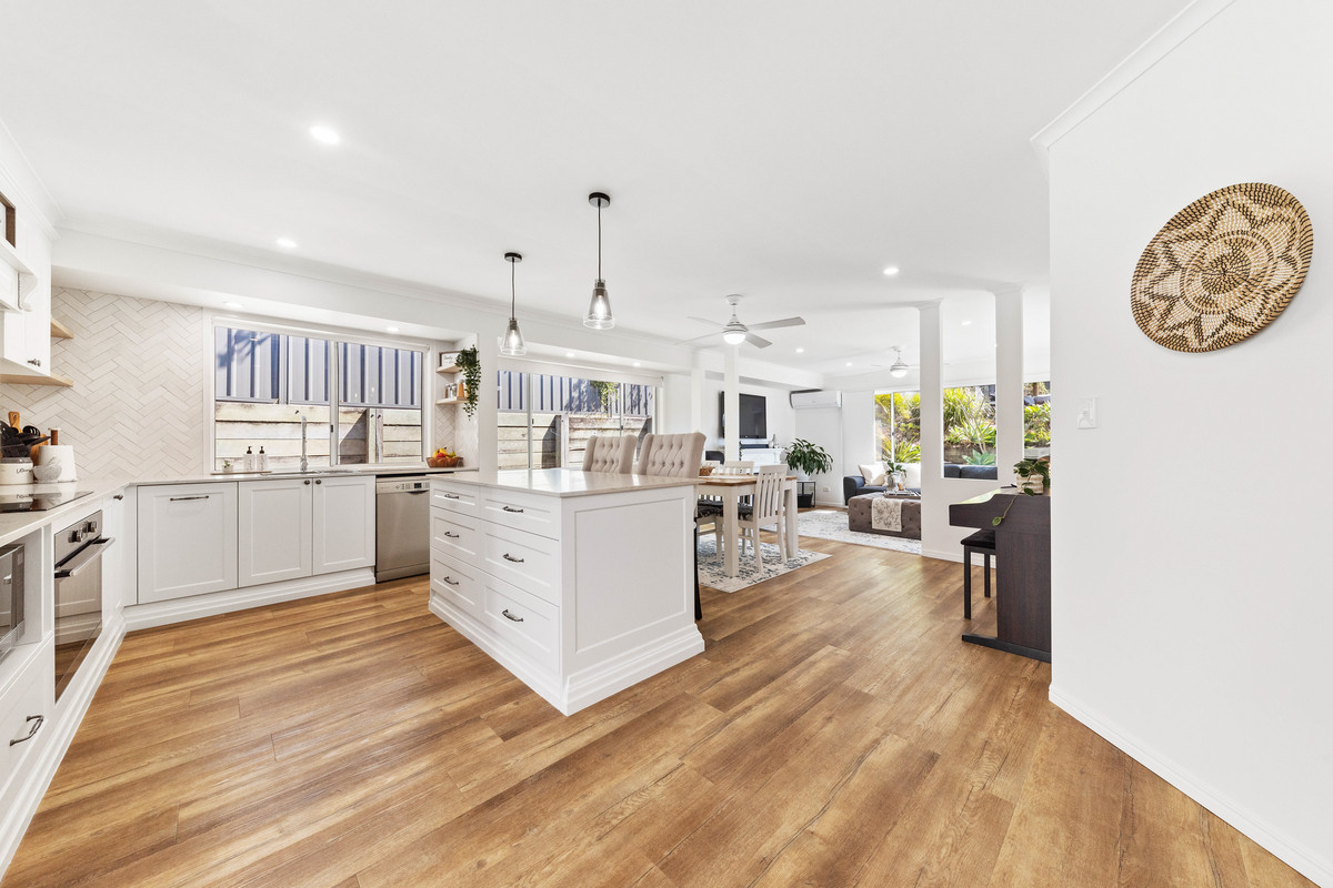 20 Queen Elizabeth Drive, Eatons Hill, QLD 4037 AUS