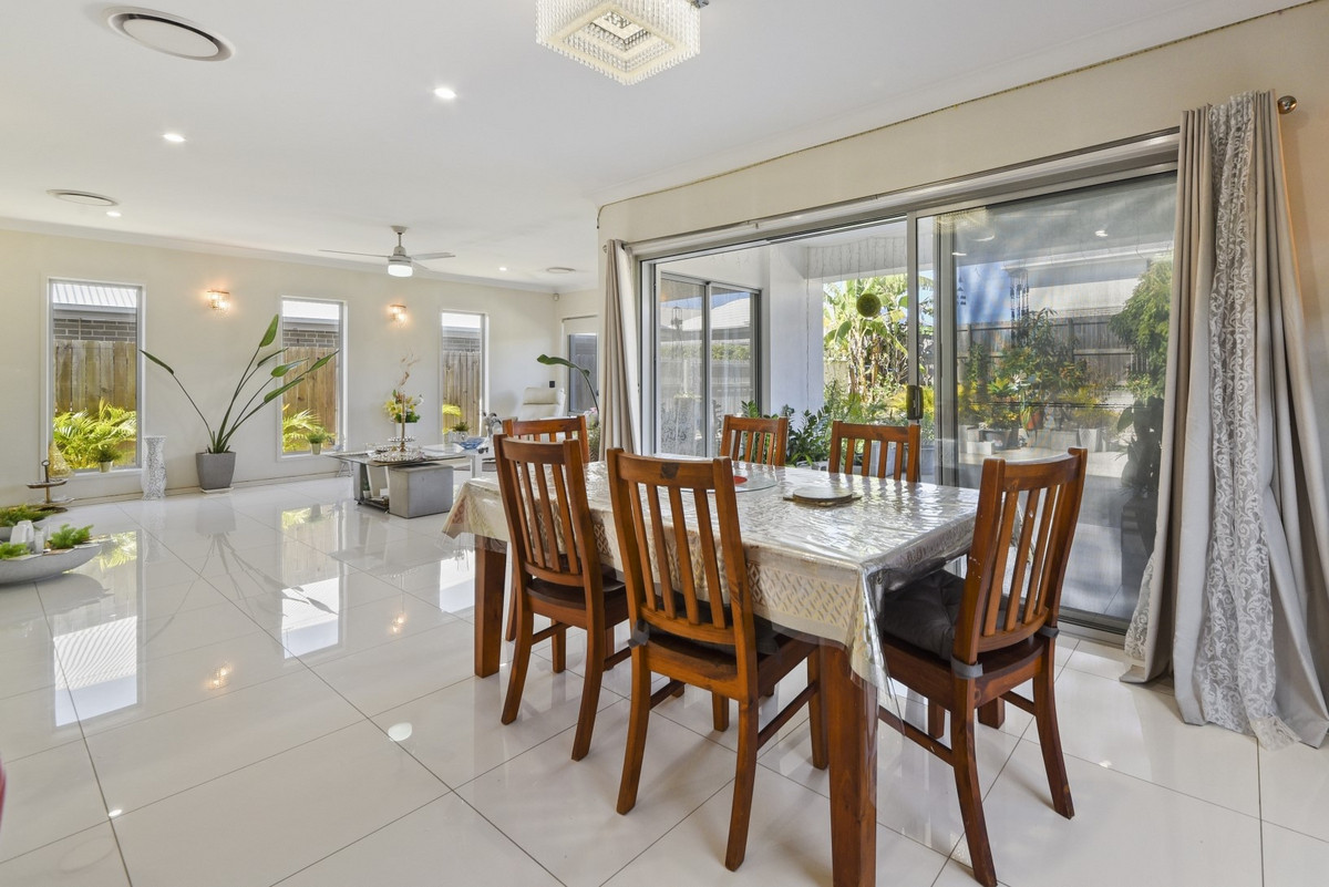 64 Campbell Drive, Mango Hill, QLD 4509 AUS