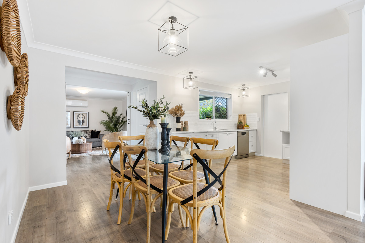 24 Outlook Parade, Bray Park, QLD 4500 AUS