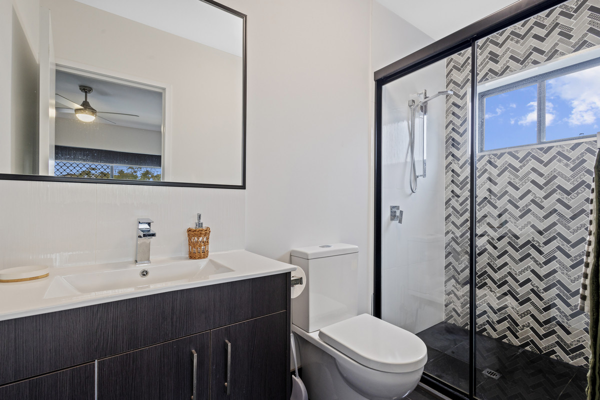 8/7 Livingstone Street, Yeerongpilly, QLD 4105 AUS