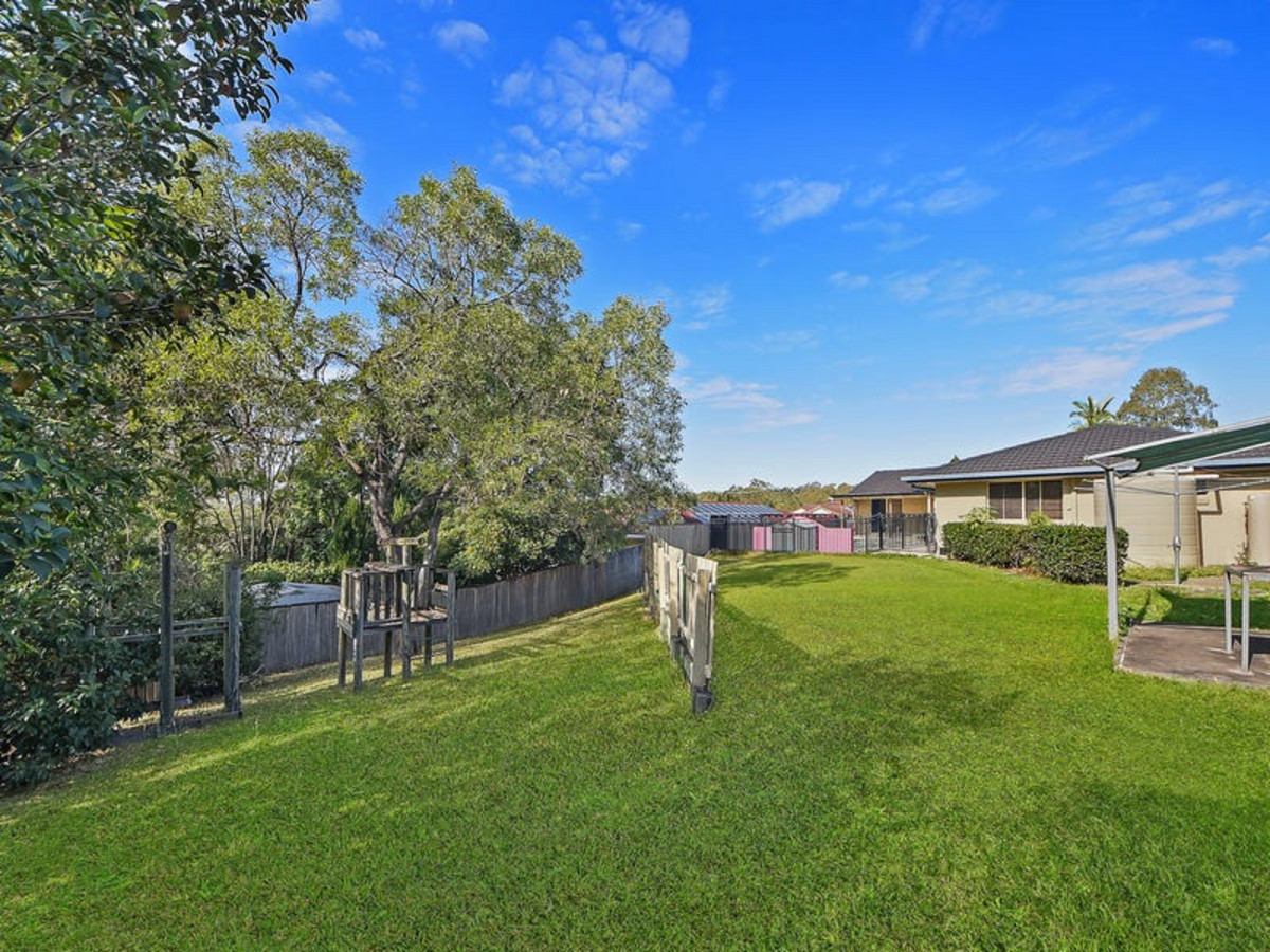 16 Castleroy Court, ALBANY CREEK, QLD 4035 AUS
