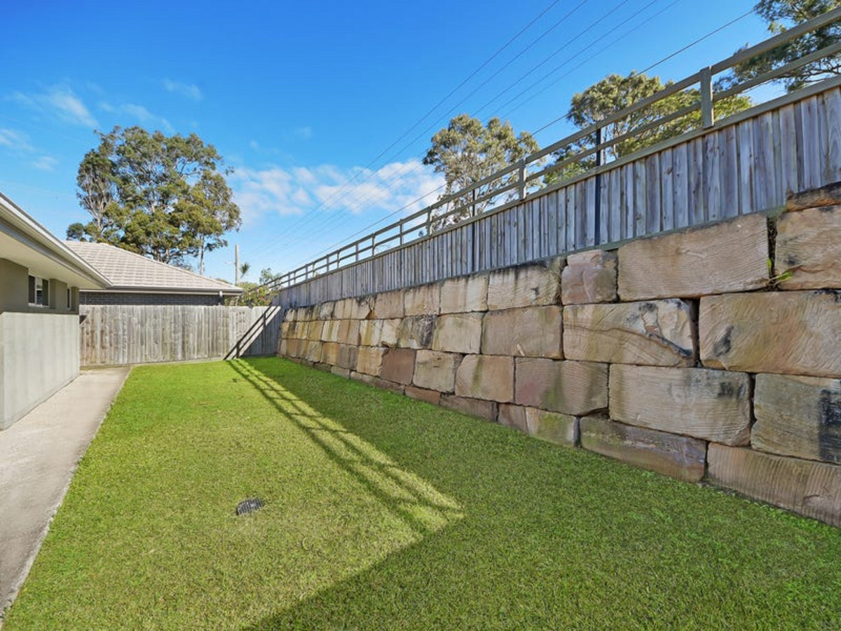 60 Kidston Cresent, WARNER, QLD 4500 AUS