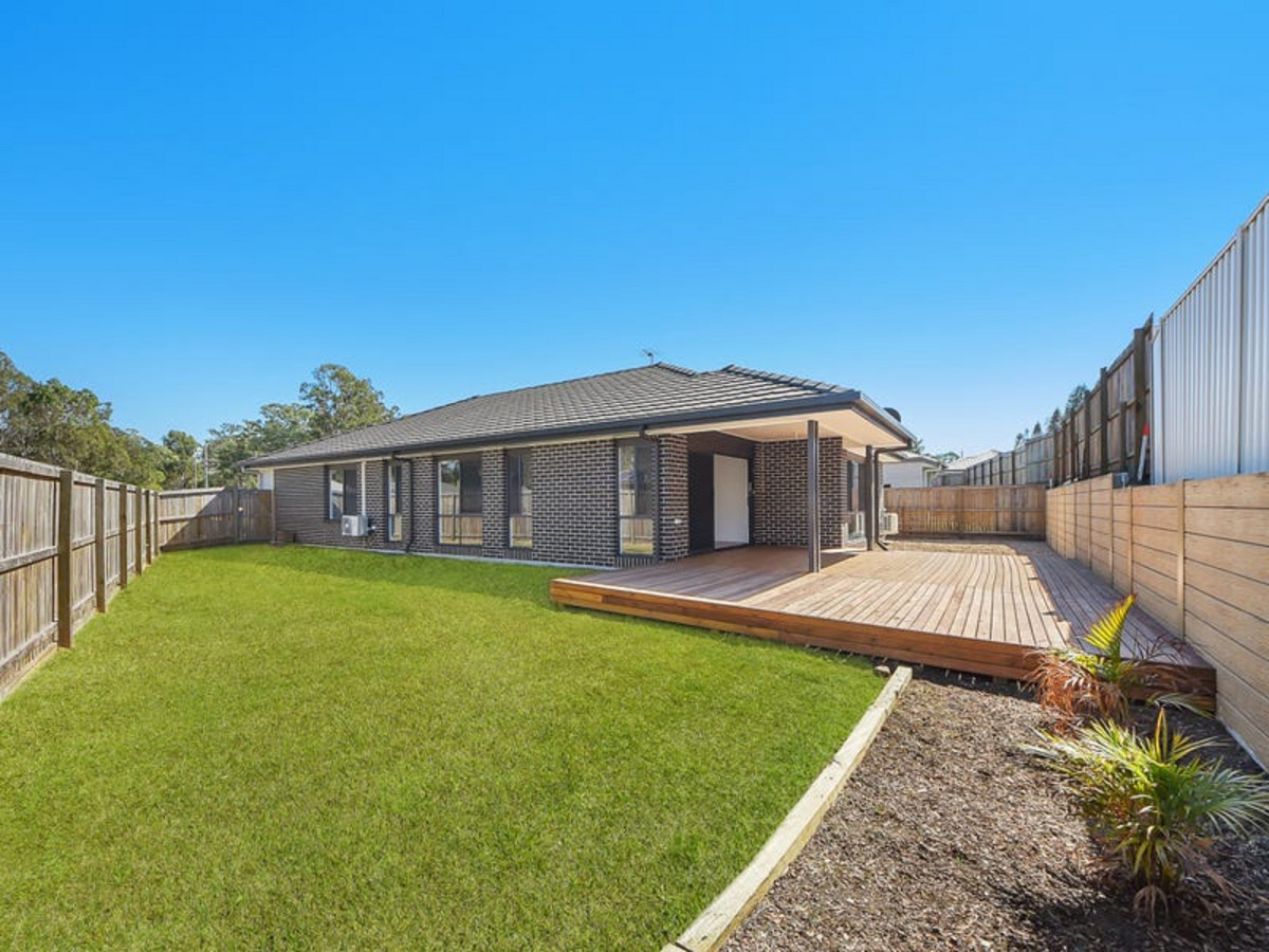 18 Riva Drive, JOYNER, QLD 4500 AUS