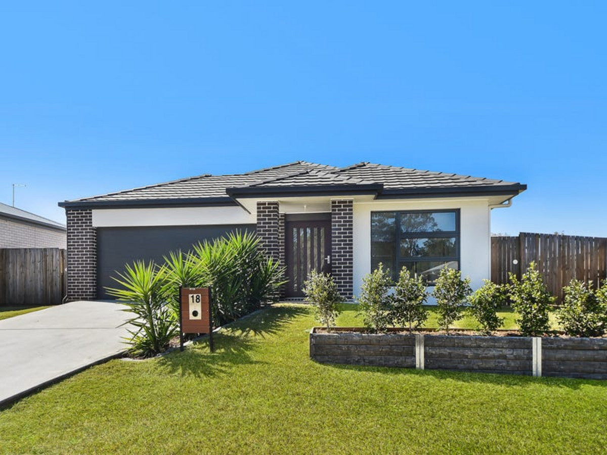 18 Riva Drive, JOYNER, QLD 4500 AUS