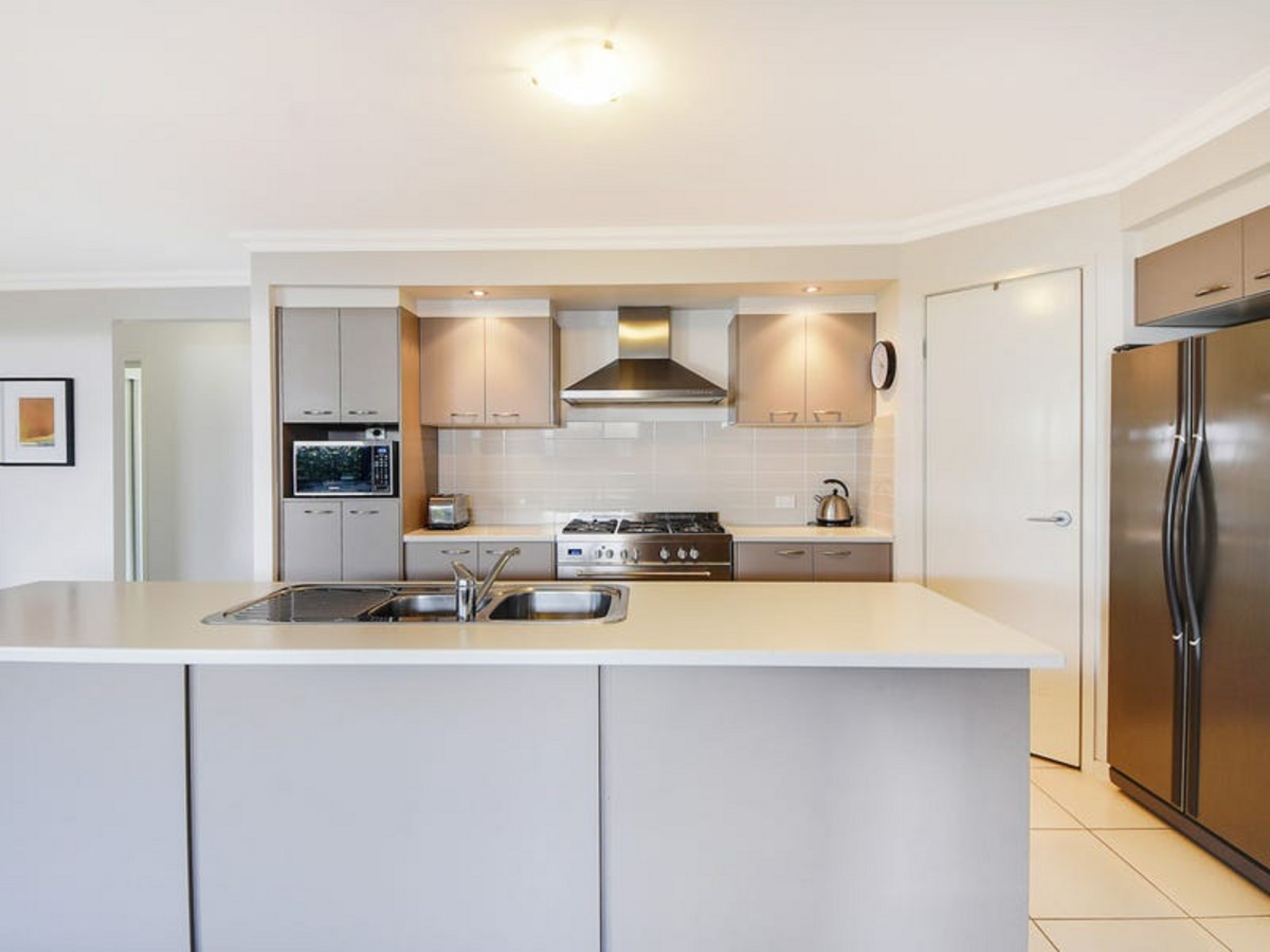 37 Barambah Circuit, WARNER, QLD 4500 AUS