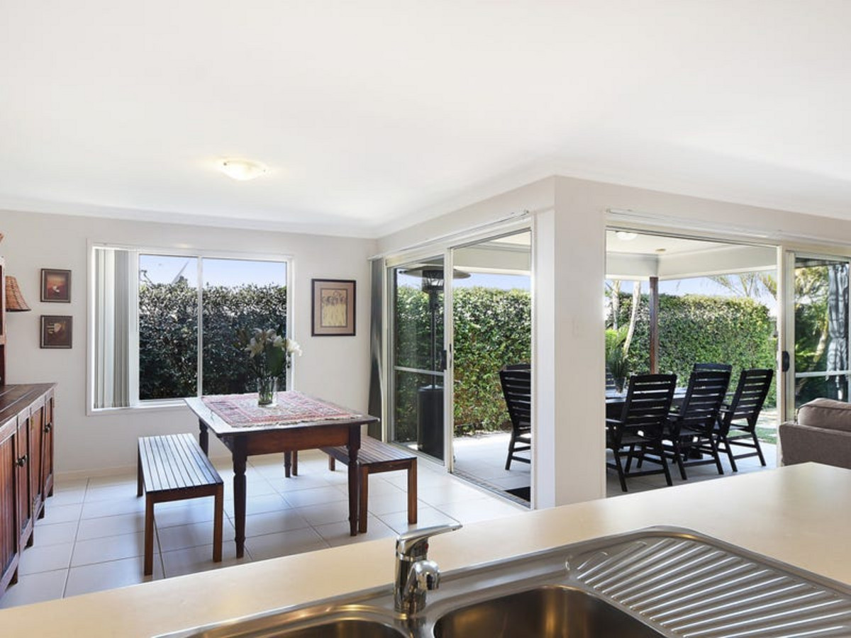 37 Barambah Circuit, WARNER, QLD 4500 AUS
