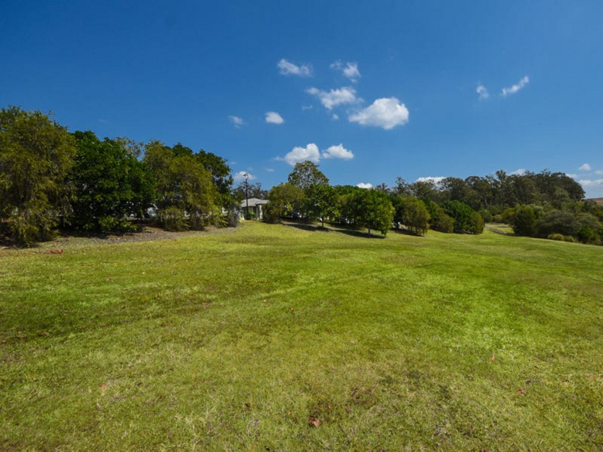 31 Mondial Drive, WARNER, QLD 4500 AUS