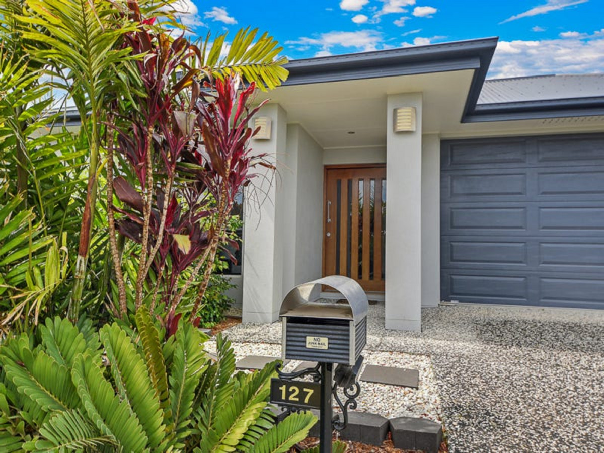 127 Cootharaba Crescent, WARNER, QLD 4500 AUS