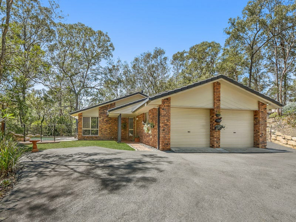 26 Peppermint Drive, CASHMERE, QLD 4500 AUS