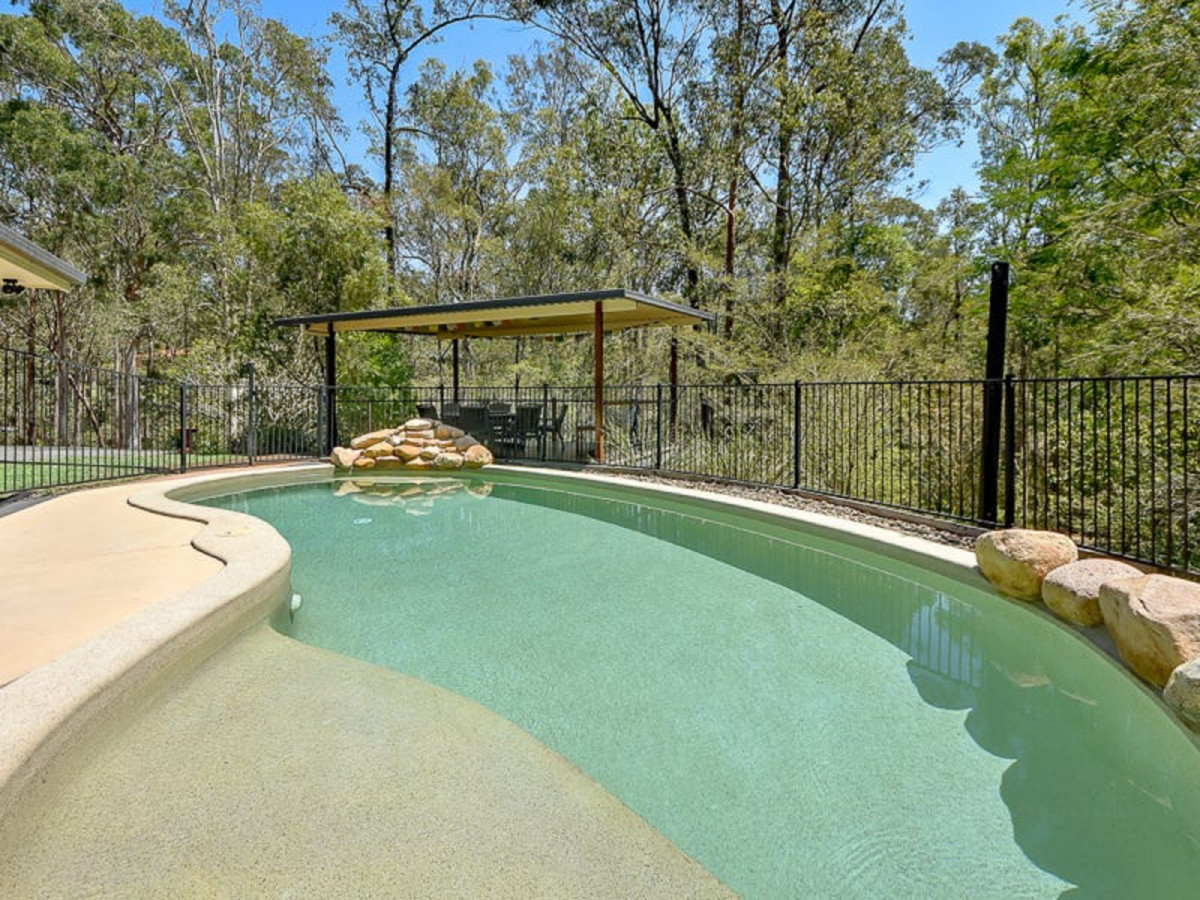 26 Peppermint Drive, CASHMERE, QLD 4500 AUS