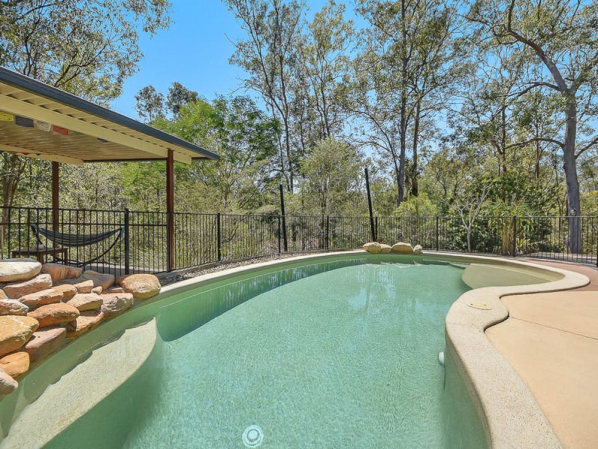26 Peppermint Drive, CASHMERE, QLD 4500 AUS