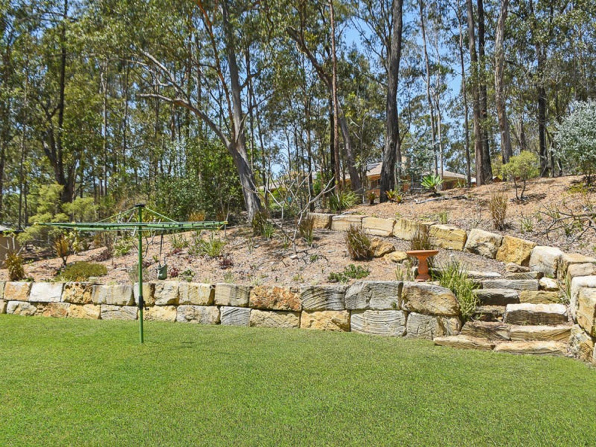26 Peppermint Drive, CASHMERE, QLD 4500 AUS