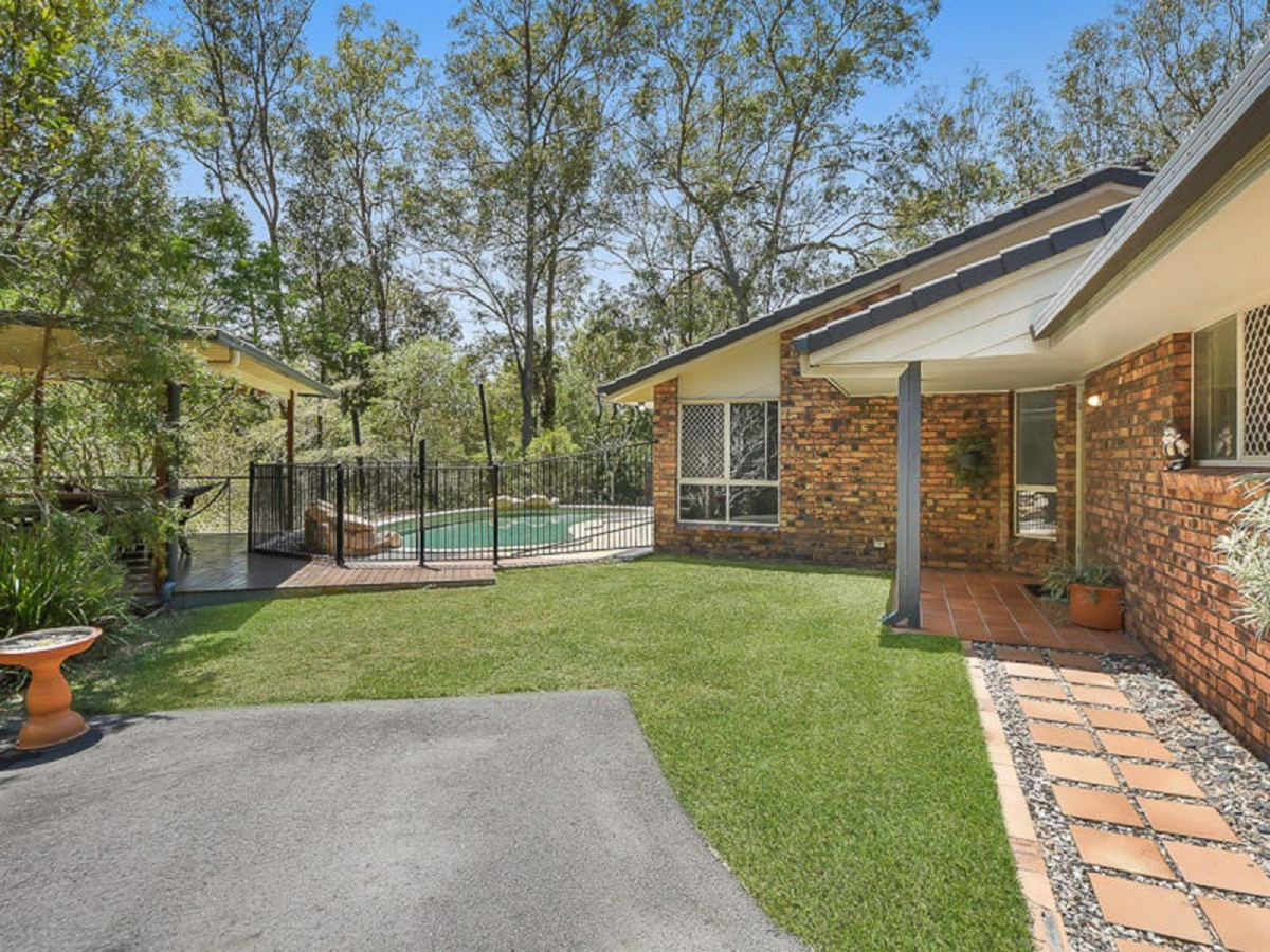26 Peppermint Drive, CASHMERE, QLD 4500 AUS