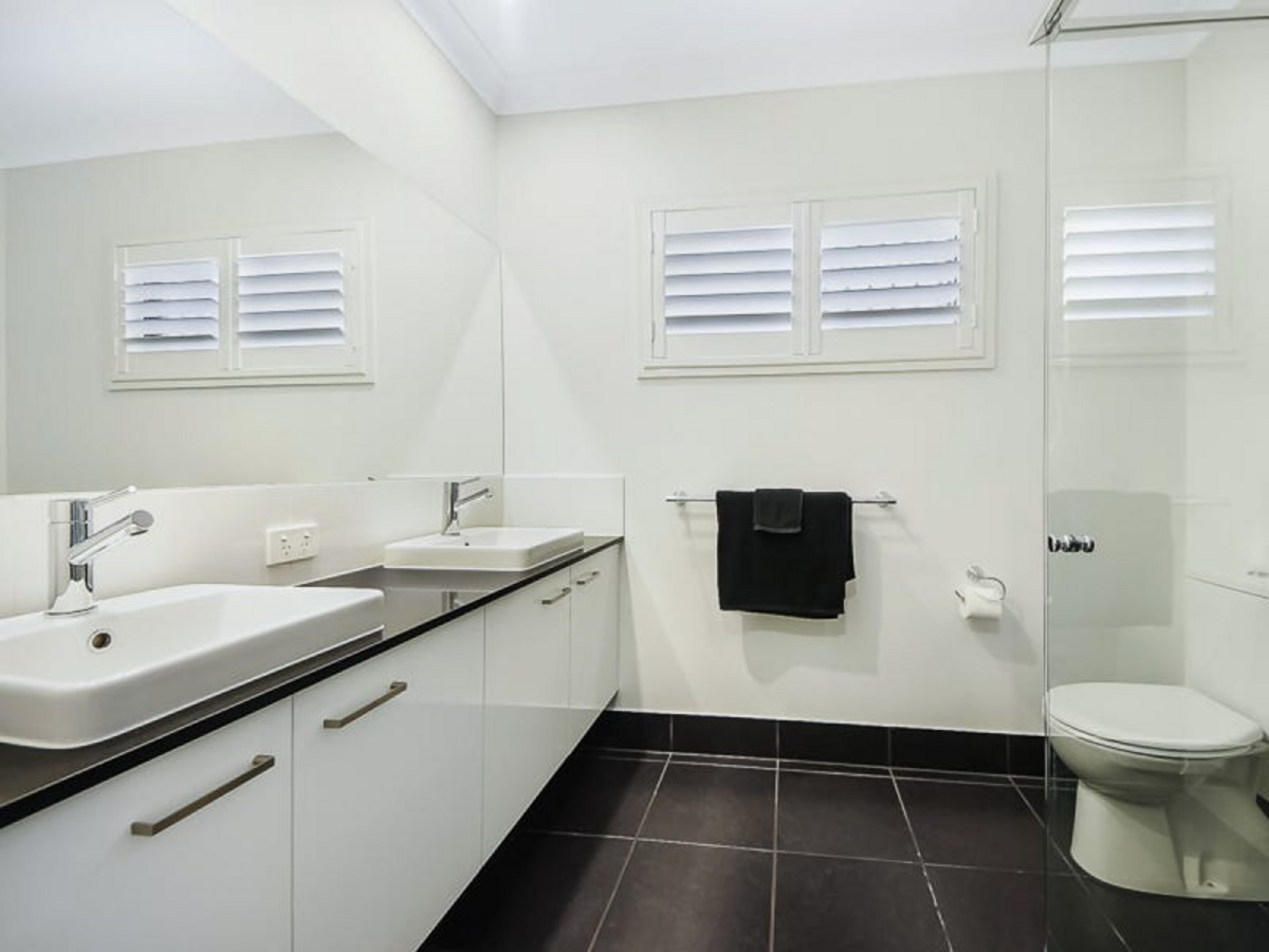 5 Gordon Circuit, WARNER, QLD 4500 AUS
