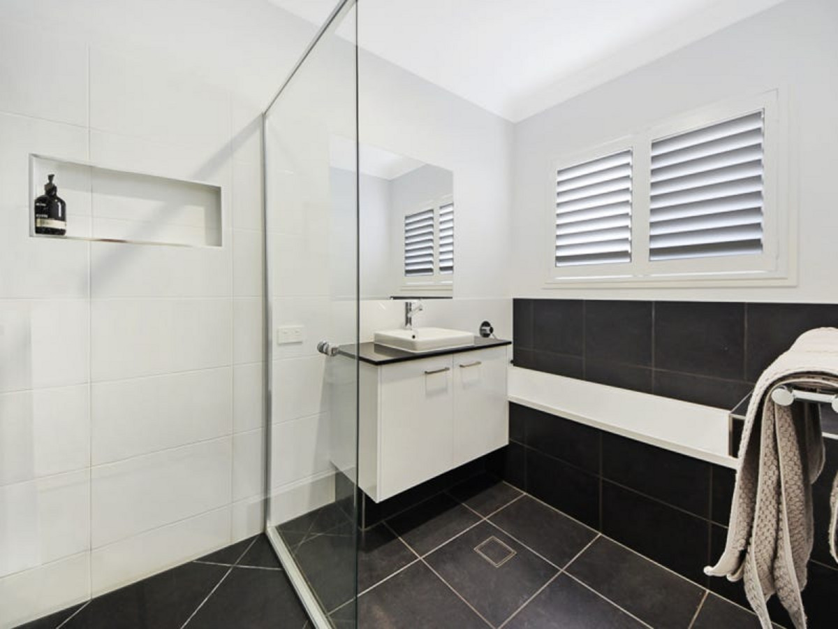 5 Gordon Circuit, WARNER, QLD 4500 AUS