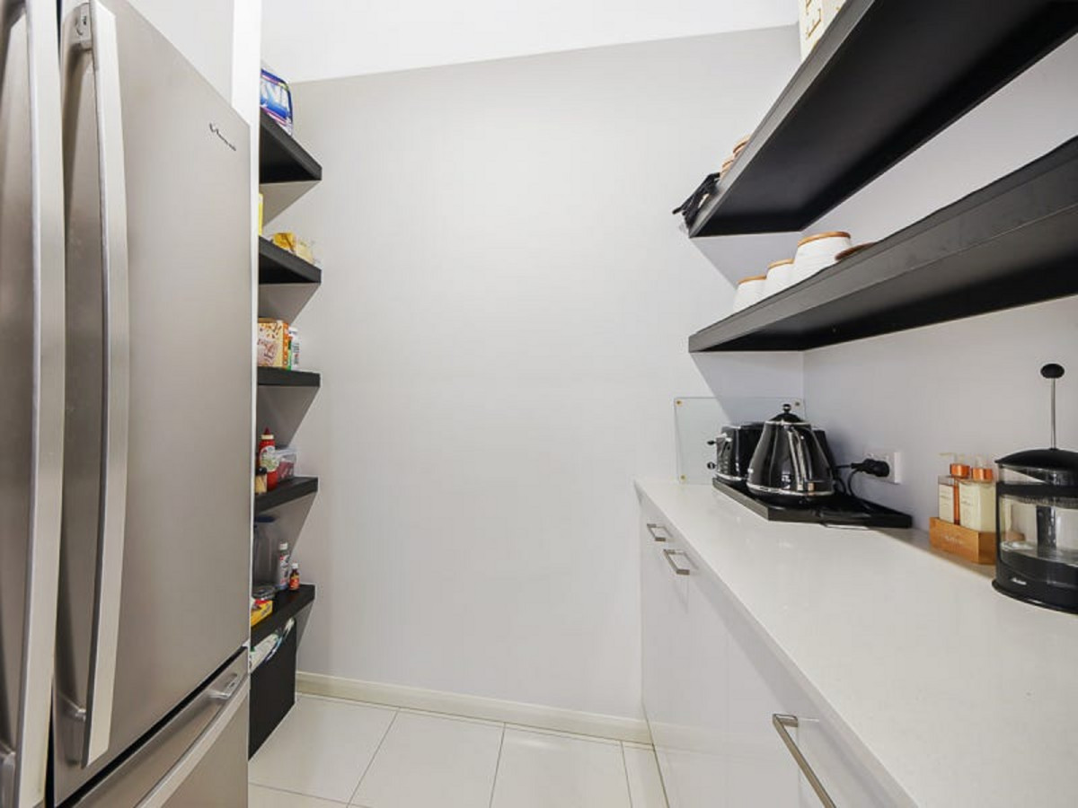 5 Gordon Circuit, WARNER, QLD 4500 AUS