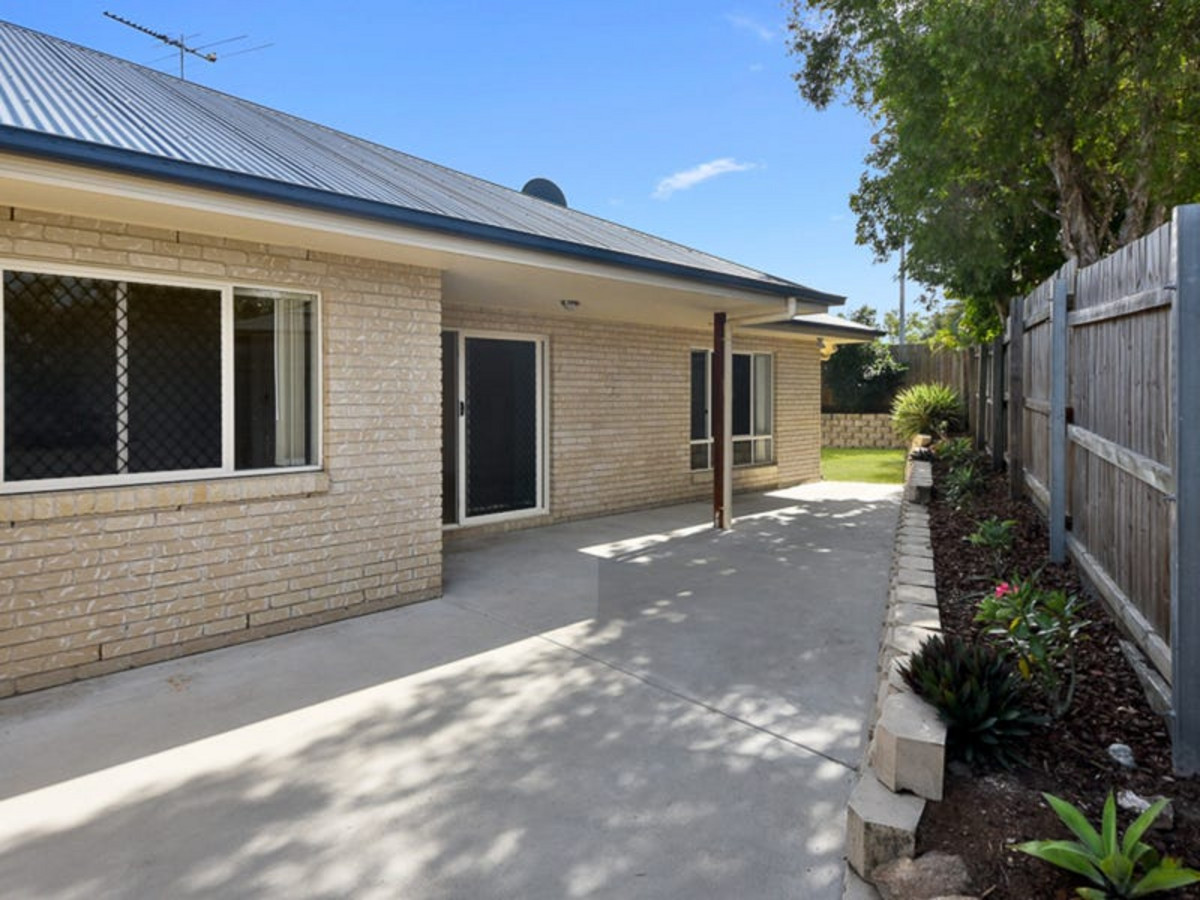 26 Reginald Avenue, ARANA HILLS, QLD 4054 AUS