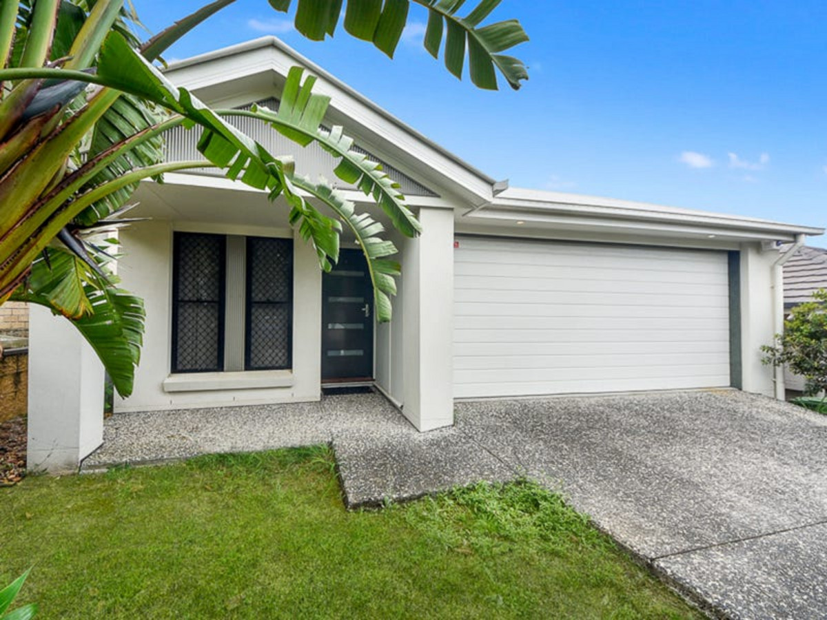 6 Hume Circuit, WARNER, QLD 4500 AUS