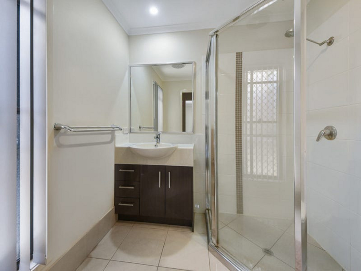 9 Allchin Court, WARNER, QLD 4500 AUS