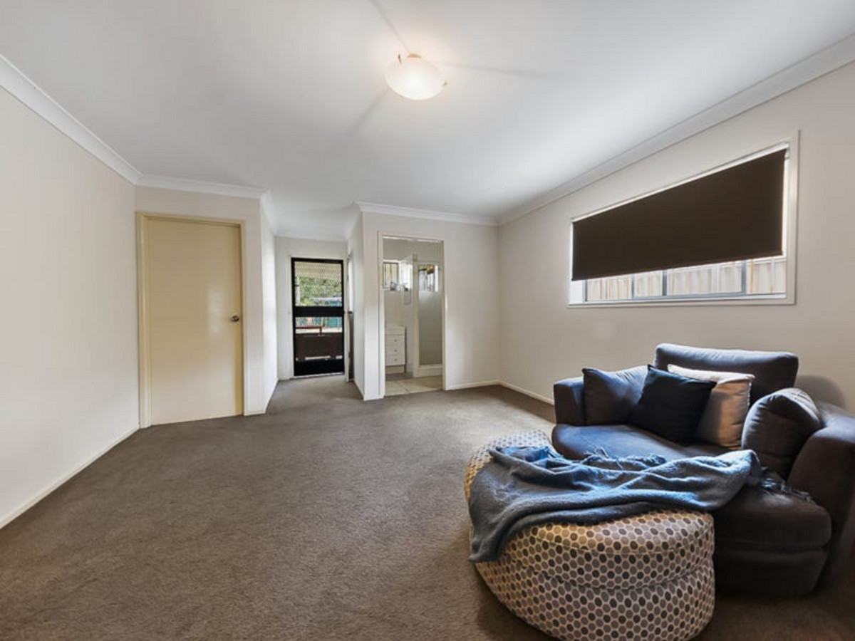 6 Ancona Street, STRATHPINE, QLD 4500 AUS