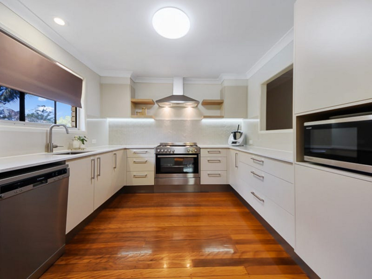 6 Ancona Street, STRATHPINE, QLD 4500 AUS