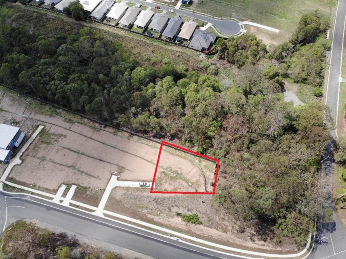 176 Cedar Creek Road, UPPER KEDRON, QLD 4055 AUS