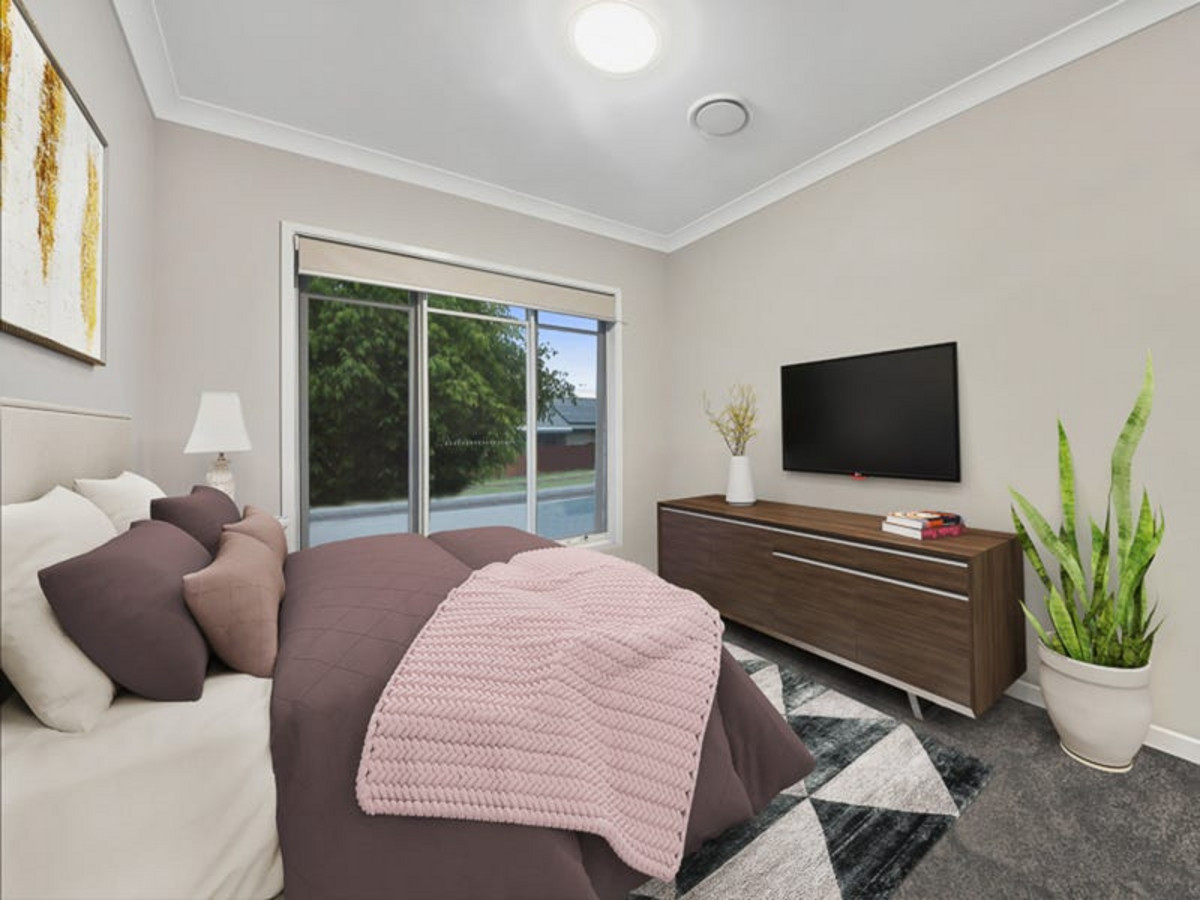 98 Swan Parade, WARNER, QLD 4500 AUS