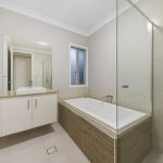 98 Swan Parade, WARNER, QLD 4500 AUS