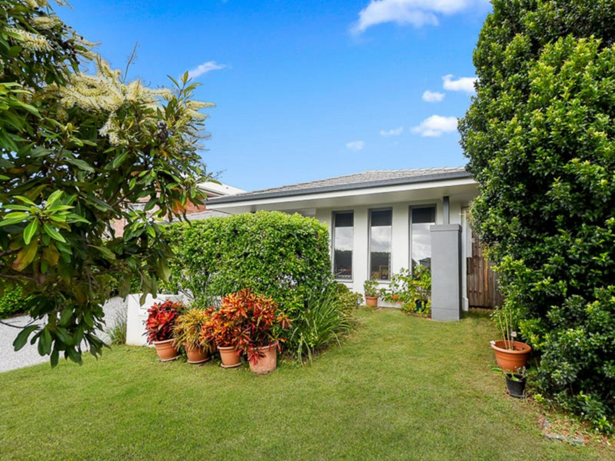 79 Carlingford Street, WARNER, QLD 4500 AUS