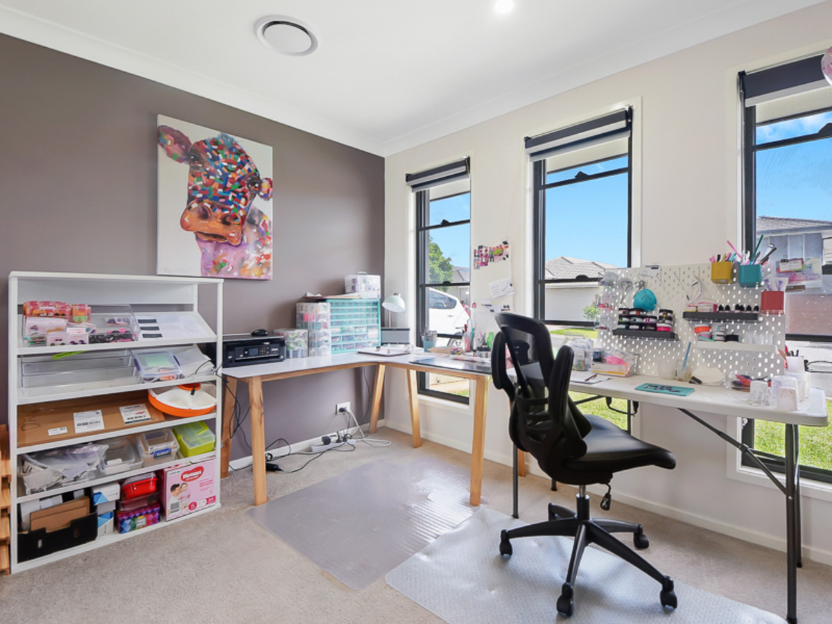 52 Carlingford Circuit, Warner, QLD 4500 AUS