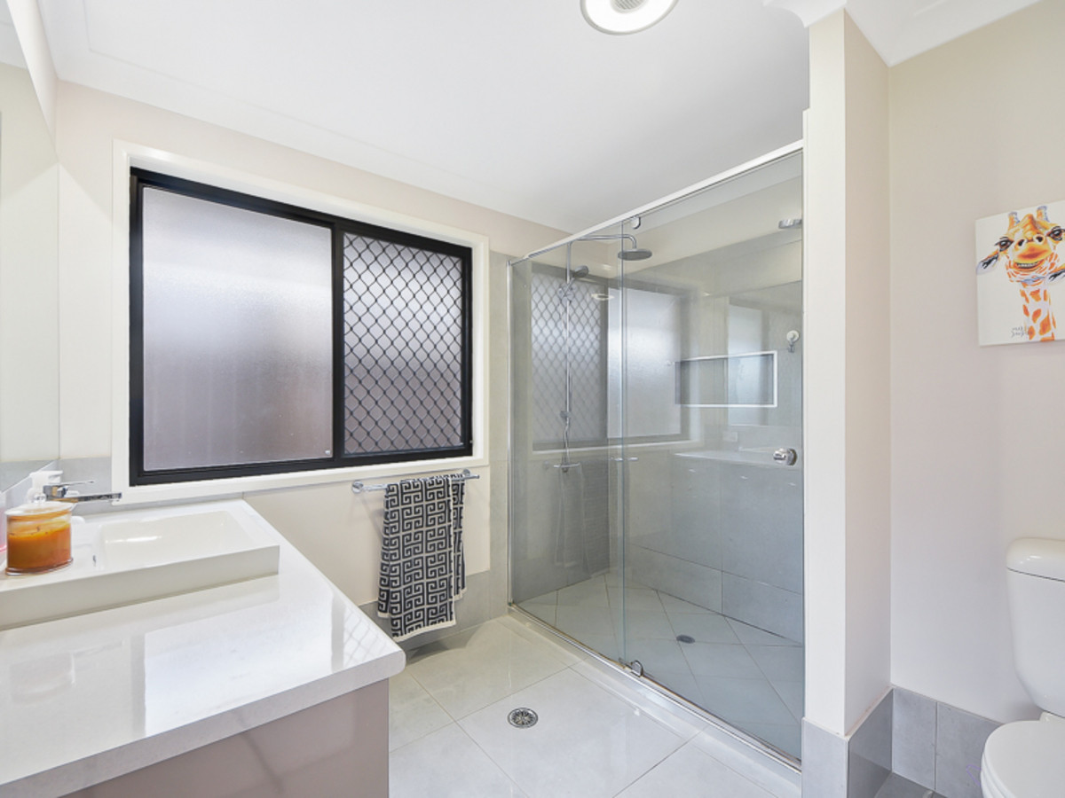 52 Carlingford Circuit, Warner, QLD 4500 AUS