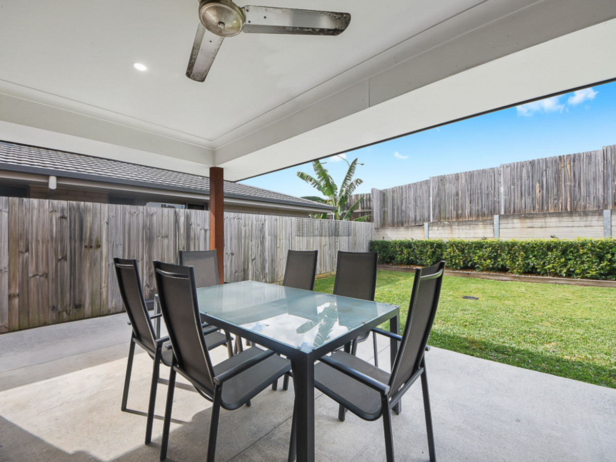 52 Carlingford Circuit, Warner, QLD 4500 AUS