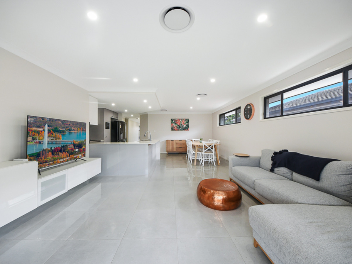52 Carlingford Circuit, Warner, QLD 4500 AUS