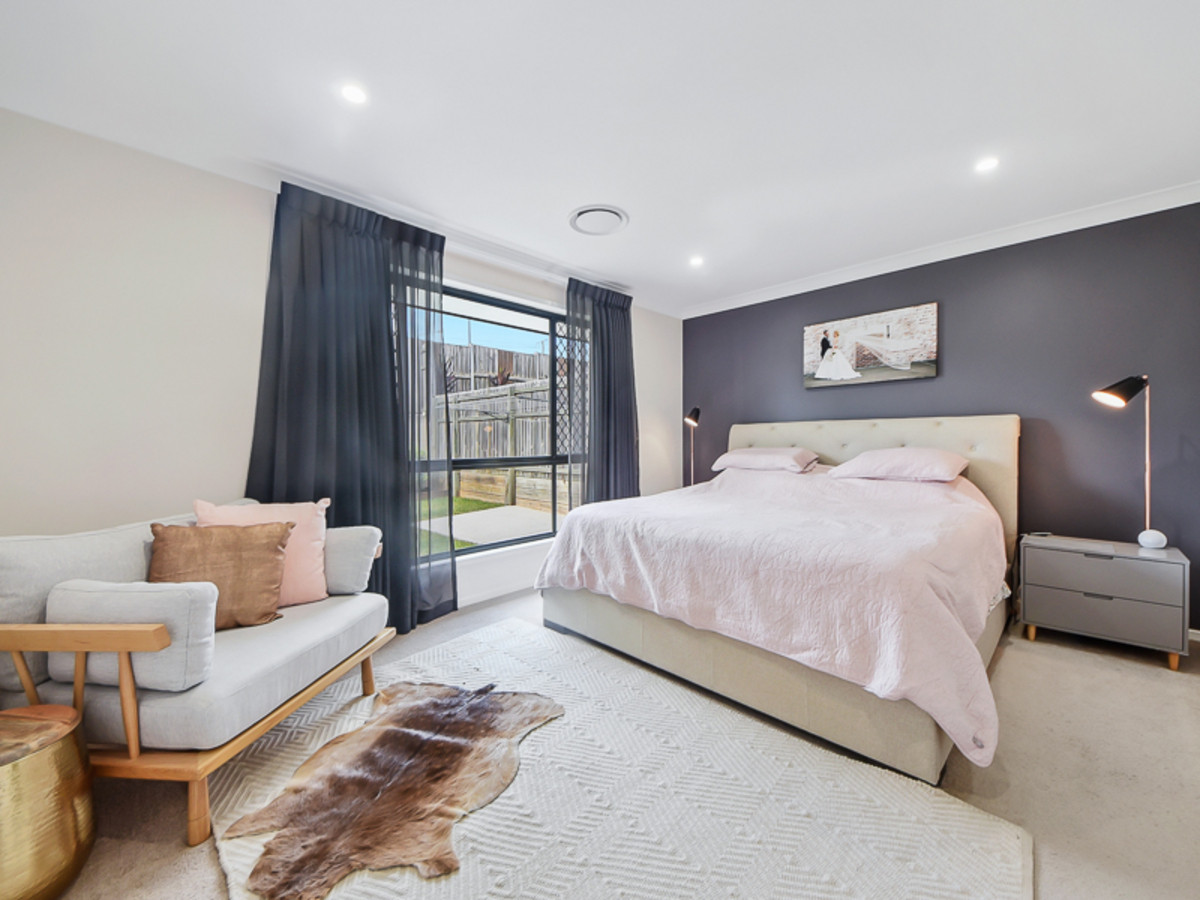 52 Carlingford Circuit, Warner, QLD 4500 AUS