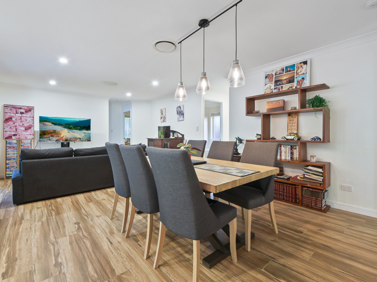 12 Antigua Crescent, Deception Bay, QLD 4508 AUS