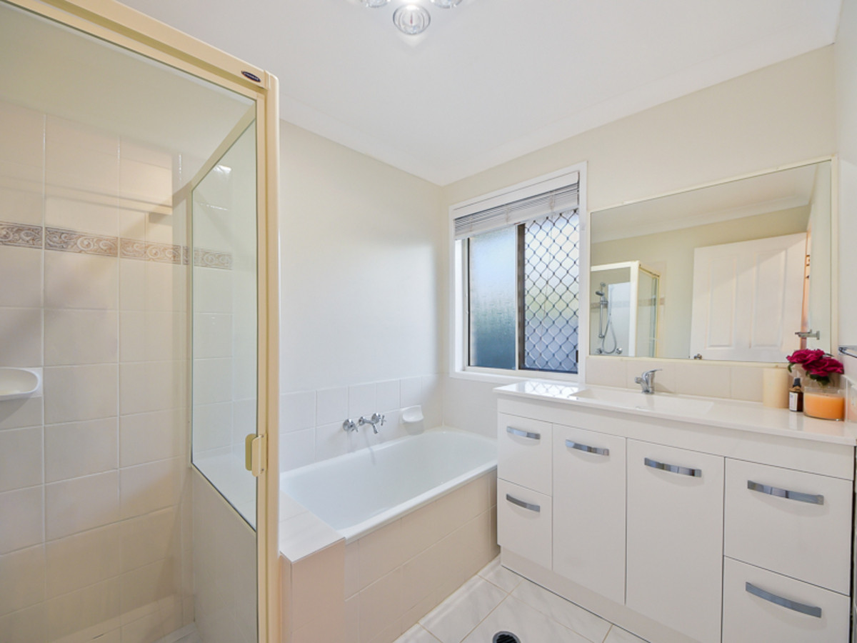 12 Antigua Crescent, Deception Bay, QLD 4508 AUS