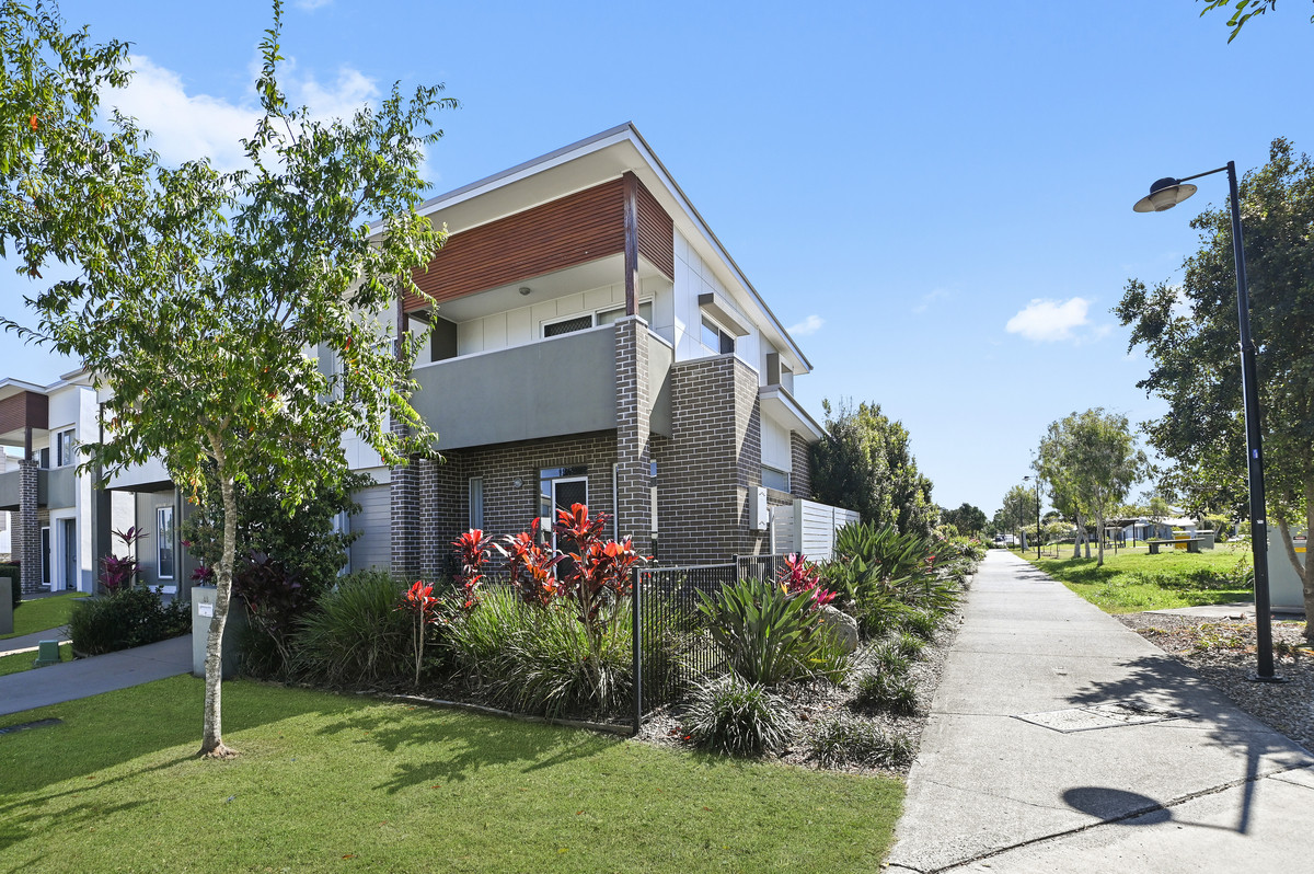 63 Blue Mountains Crescent, Fitzgibbon, QLD 4018 AUS