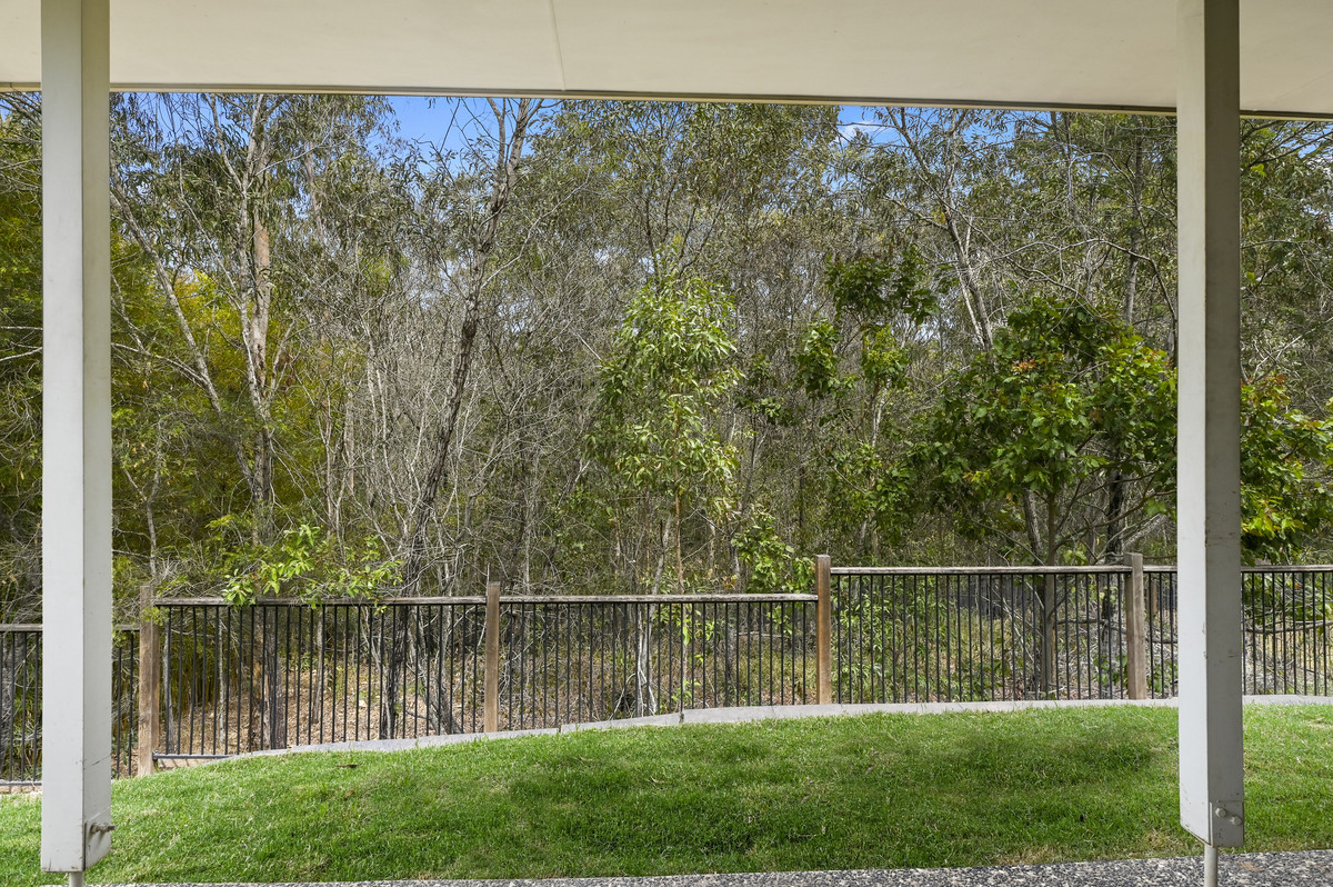 8 Avalon Close, Bellbird Park, QLD 4300 AUS