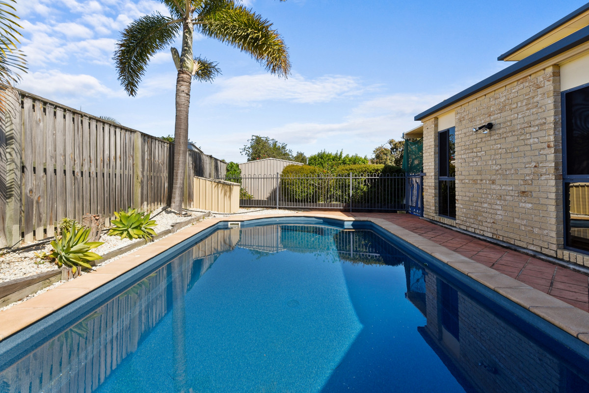 5 Chesterton Court, North Lakes, QLD 4509 AUS