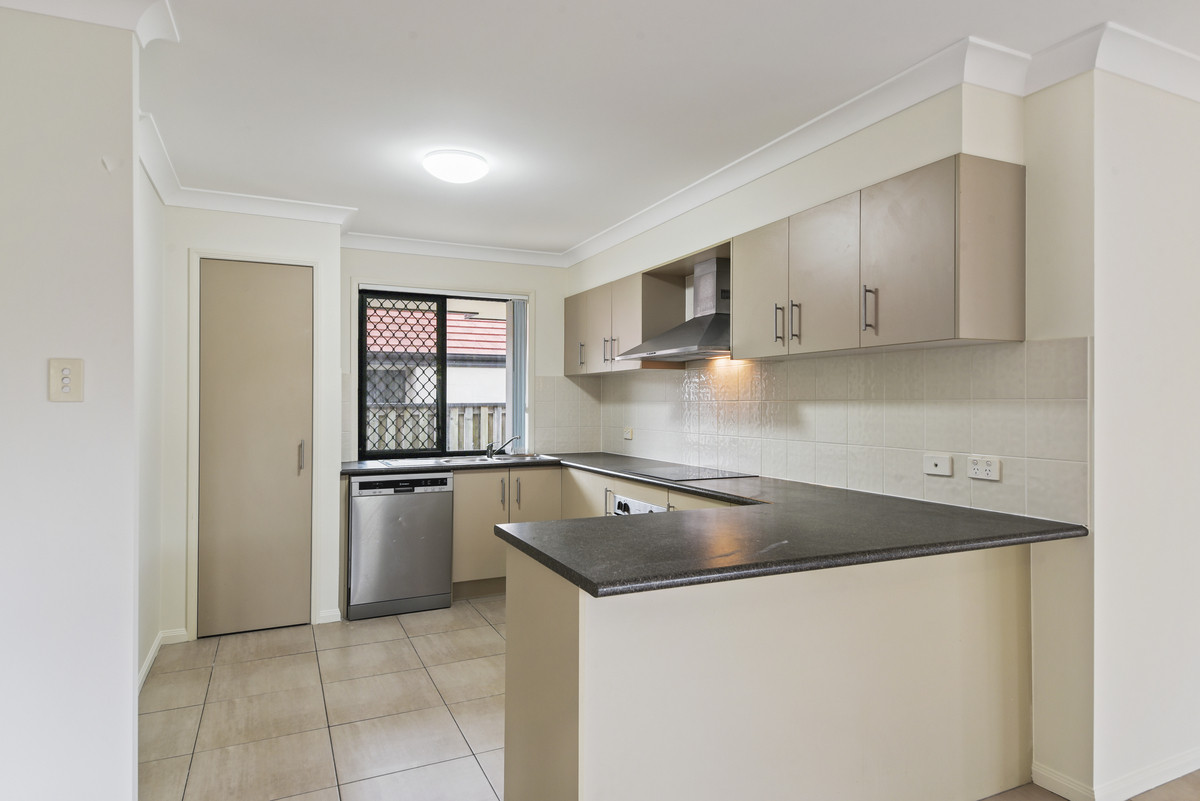15 Tait Avenue, Redbank Plains, QLD 4301 AUS