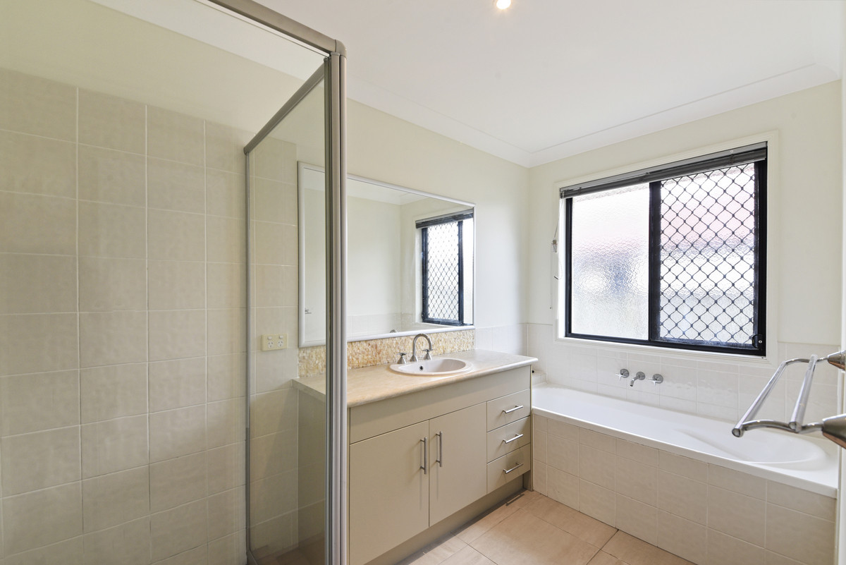 15 Tait Avenue, Redbank Plains, QLD 4301 AUS