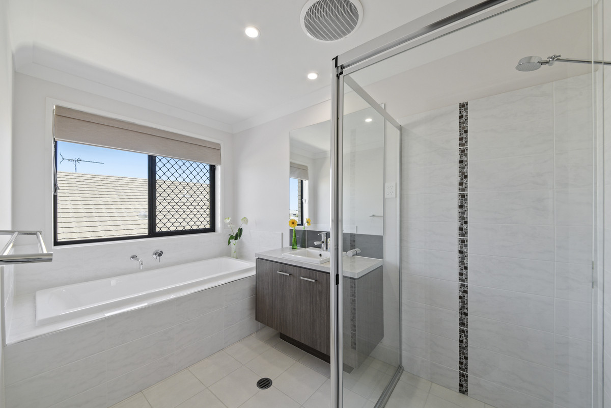 49 Comet Circuit, Warner, QLD 4500 AUS