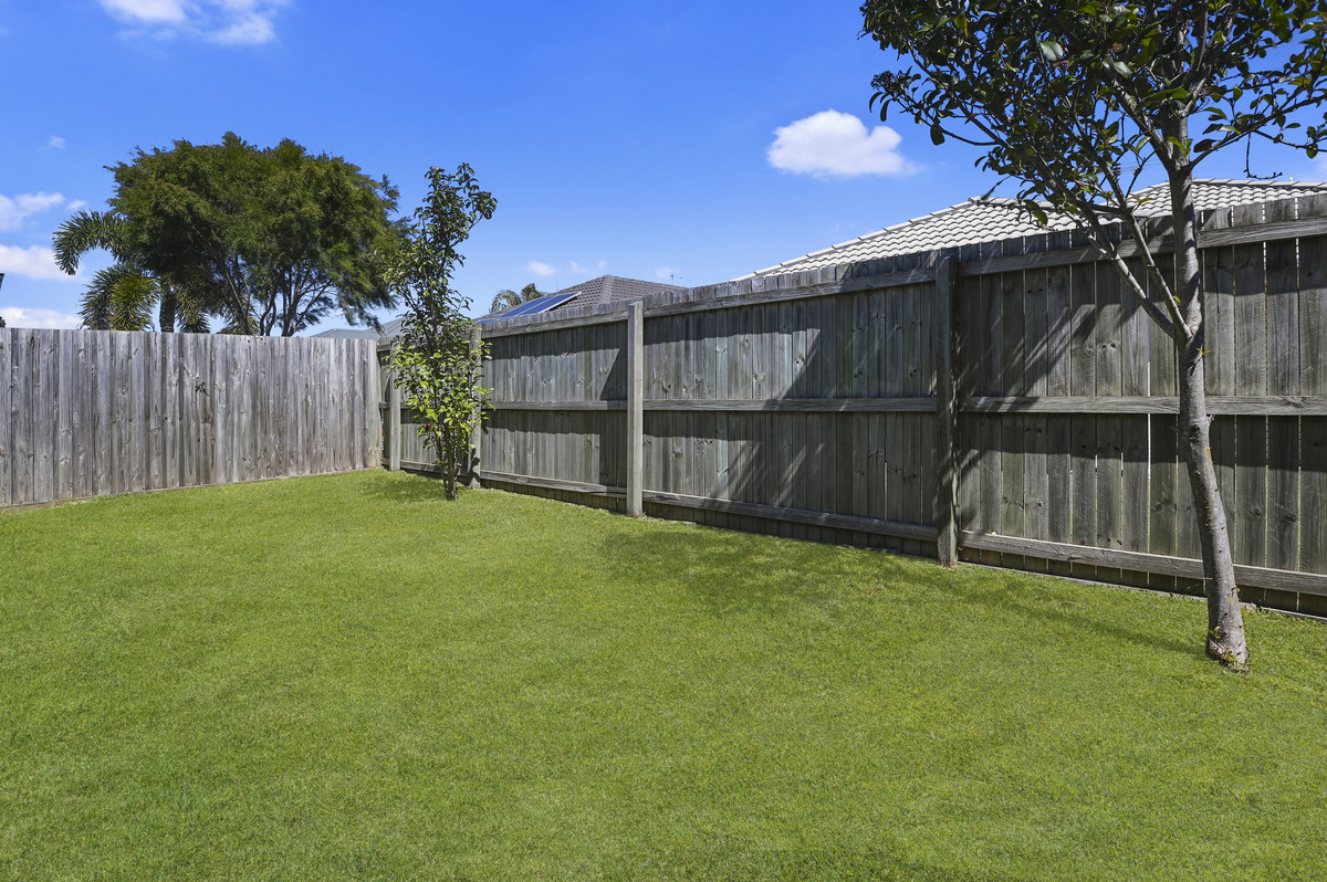 13 Sorrento Street, North Lakes, QLD 4509 AUS