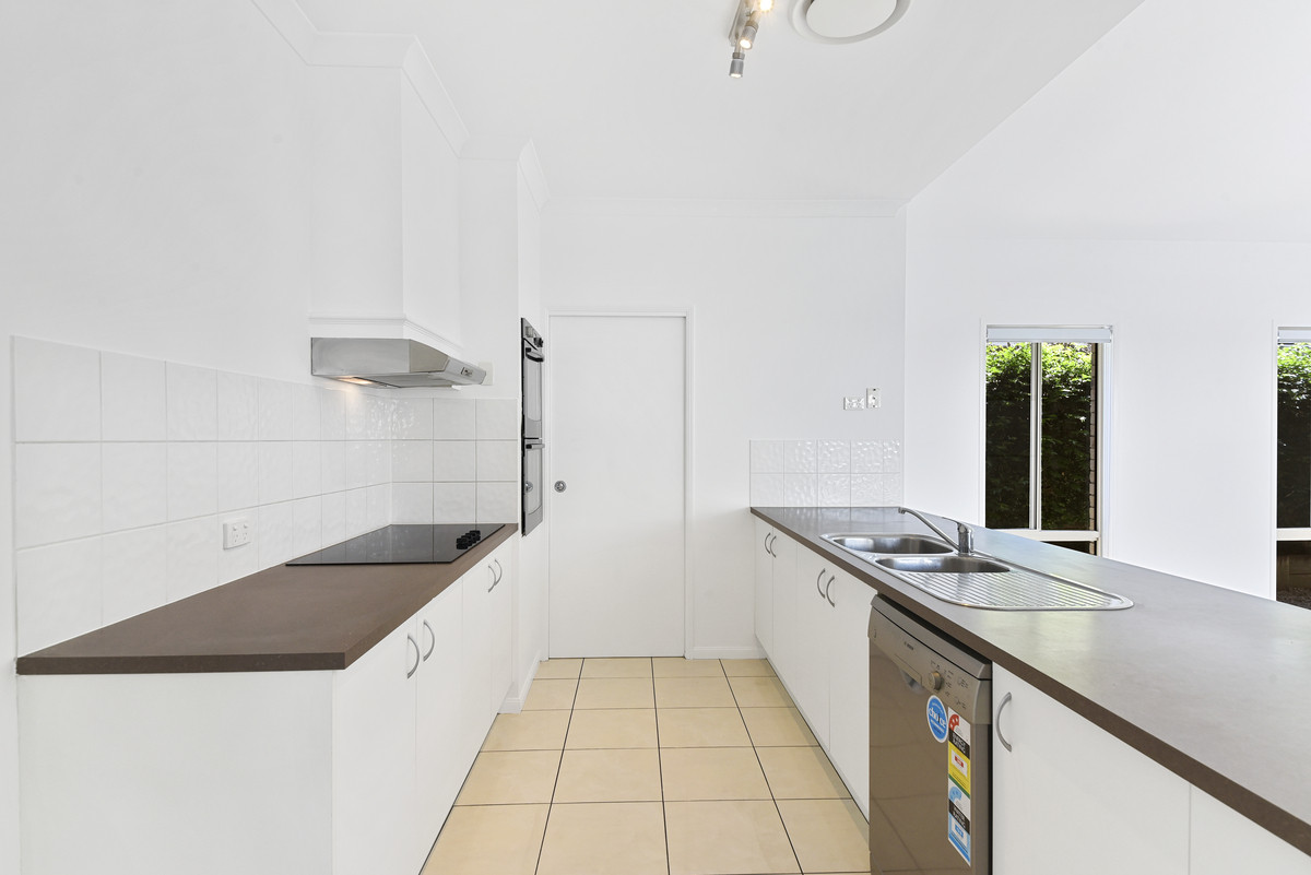 19 Whitecedar Circuit, North Lakes, QLD 4509 AUS