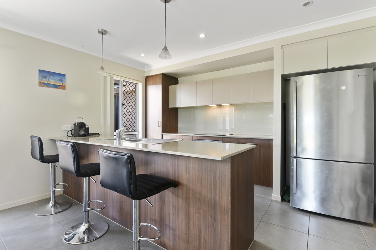 59 Cootharaba Crescent, Warner, QLD 4500 AUS