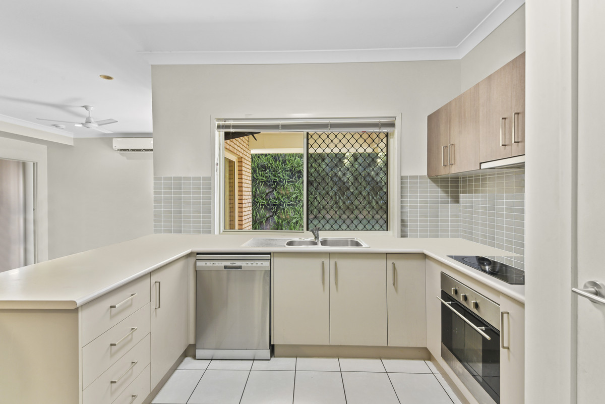 9 Forrestal Circuit, North Lakes, QLD 4509 AUS
