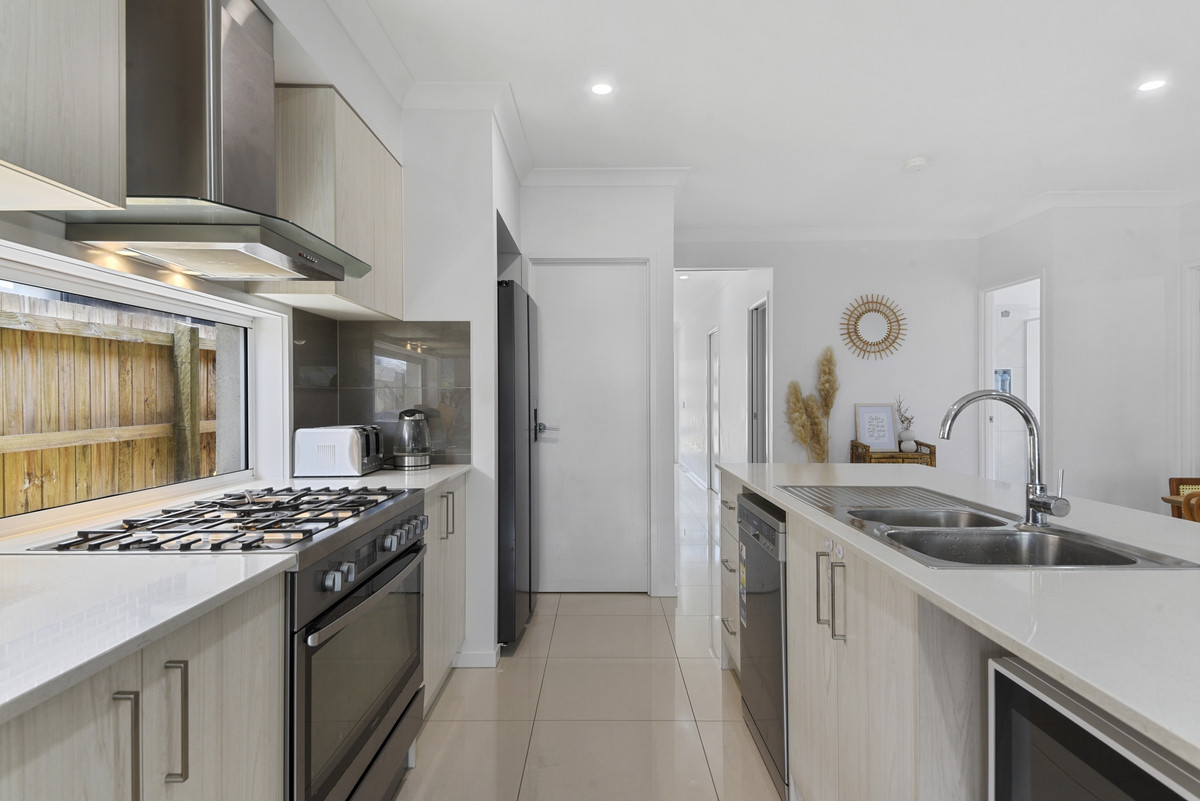 5 Lukin Road, Mango Hill, QLD 4509 AUS