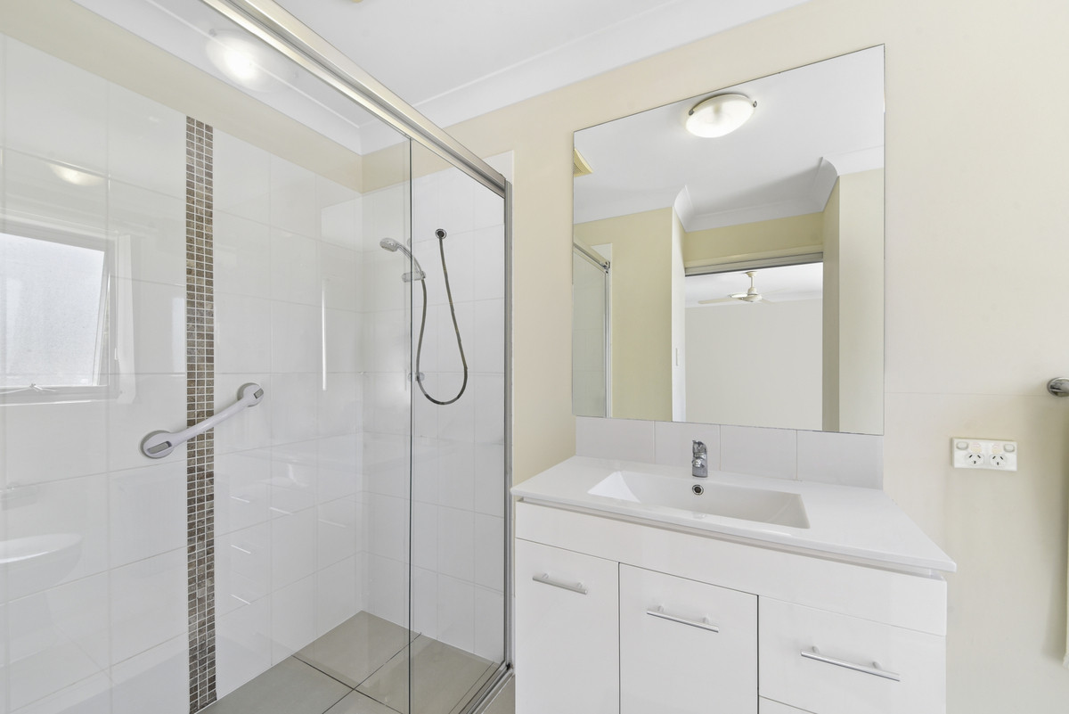 2/115 Mango Hill Boulevard East, Mango Hill, QLD 4509 AUS