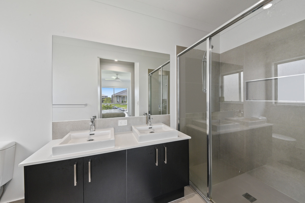 5 Kelsall Street, Mango Hill, QLD 4509 AUS
