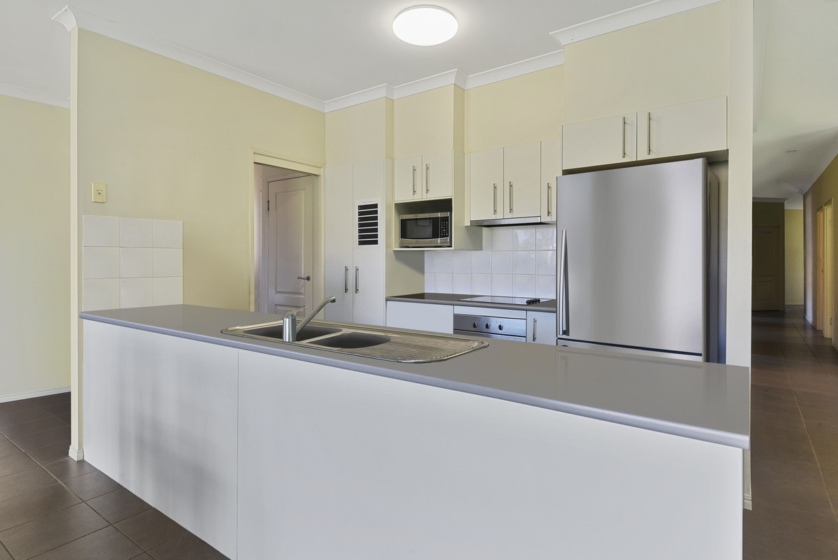 8 Numbat Street, North Lakes, QLD 4509 AUS